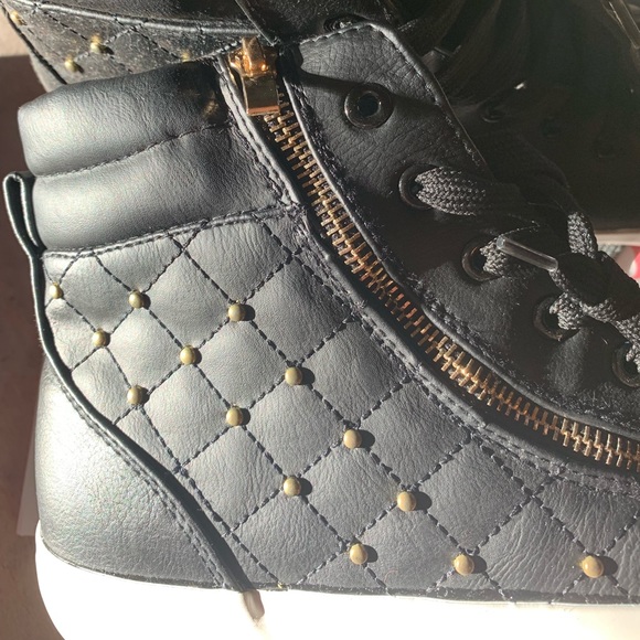 JustFab Shoes - NEW Just Fab Xyza Studded Sneakers Size 10